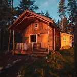 Braennskaer & Glamping Lodge Pargas