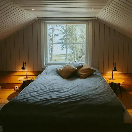 Braennskaer & Glamping Lodge