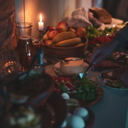 Деревянный коттедж Braennskaer & Glamping Паргас