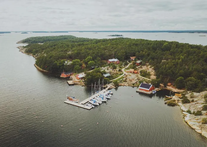 Braennskaer & Glamping Gerendaház Pargas